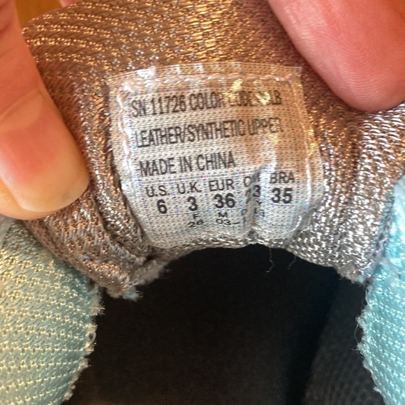 🔥4/$20 SKECHERS Womens Flex Sole Memory Foam Sneaker - size 6 - Picture 16 of 17